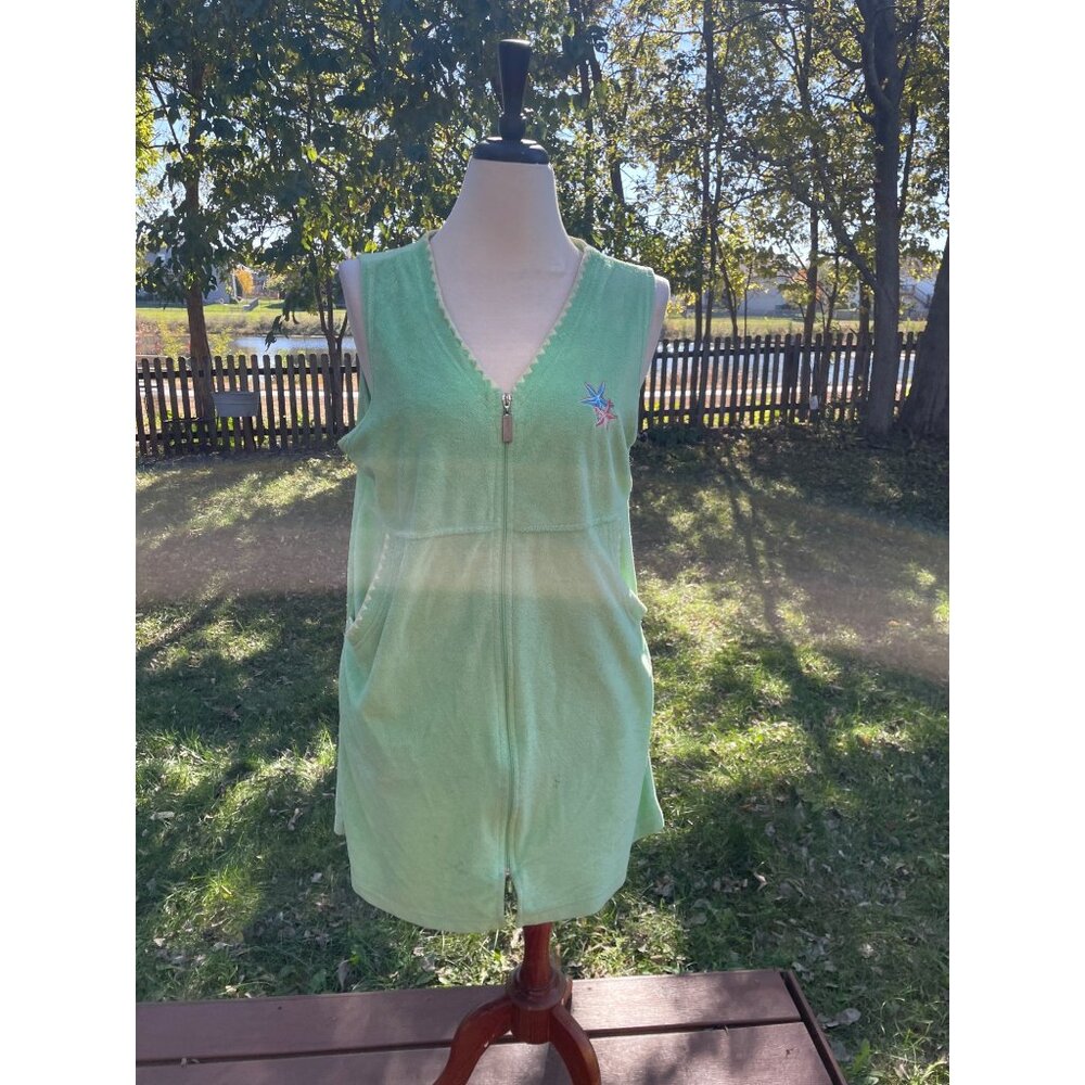 Sleeveless Green Terry Cloth Robe Beach Starfish Large Embroidery Front Zip & Po